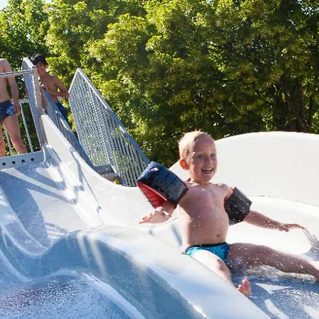 Avec Jacuzzi - 2 Pers. - Api-1-52-2215 Kemp *
